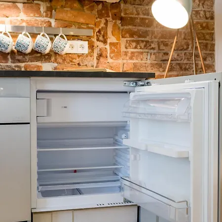 Comfortable By Market Square With Ac As S4a 브로츠와프