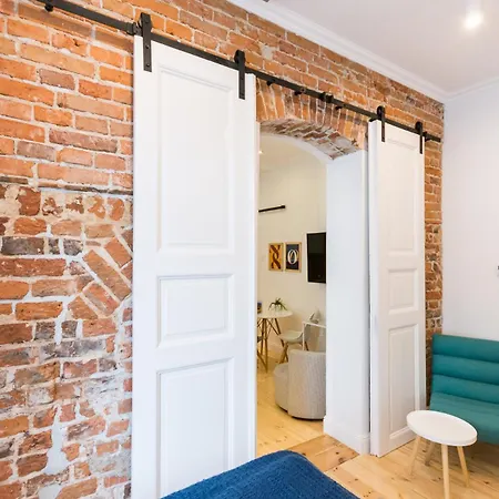 Comfortable By Market Square With Ac As S4a * ヴロツワフ